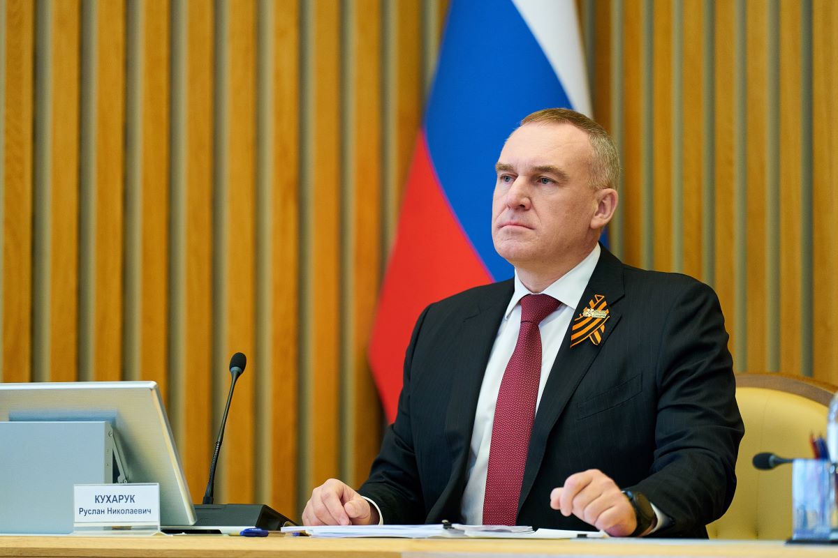 На заседании окружной Думы Губернатор Югры Руслан Кухарук представил результаты работы за 2025 год, в том числе в сфере транспортной доступности