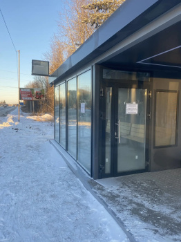 На въезде в Пыть-Ях появились современные остановочные комплексы